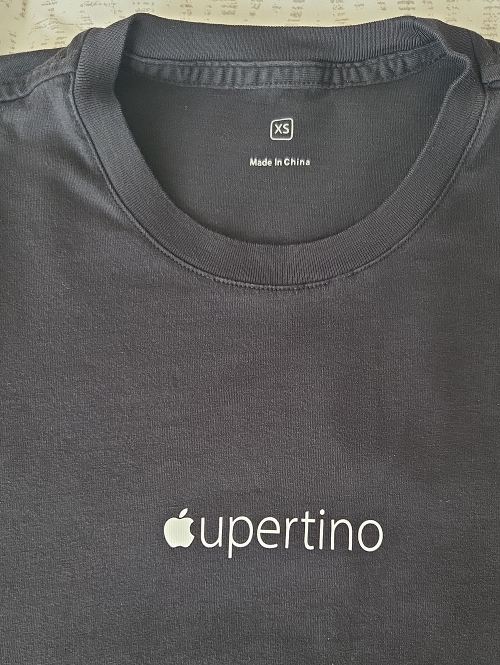 Official Apple Campus 'Cupertino' Logo Crewneck T-Shirt-XS